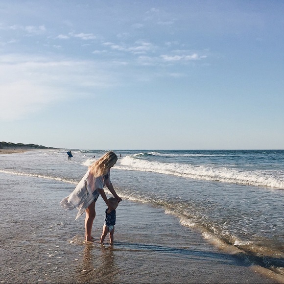 Meet your Posher, Alyssa - Picture 1 of 1